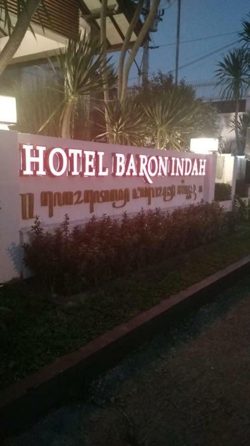 Hotel Baron Indah Solo Zewnętrze zdjęcie